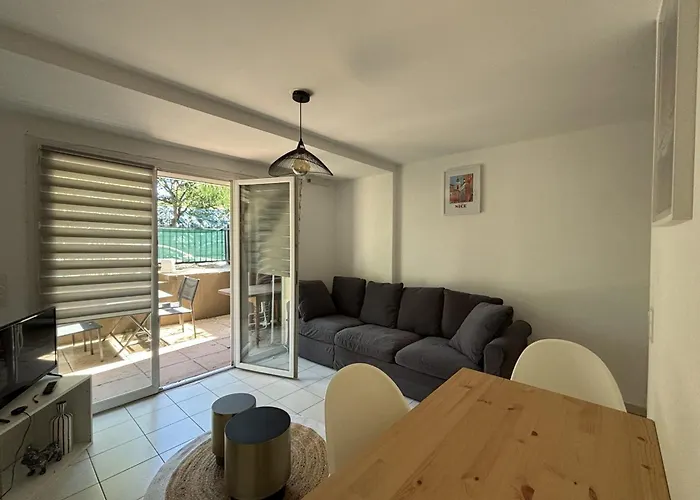 In The Center With Pool Apartamento